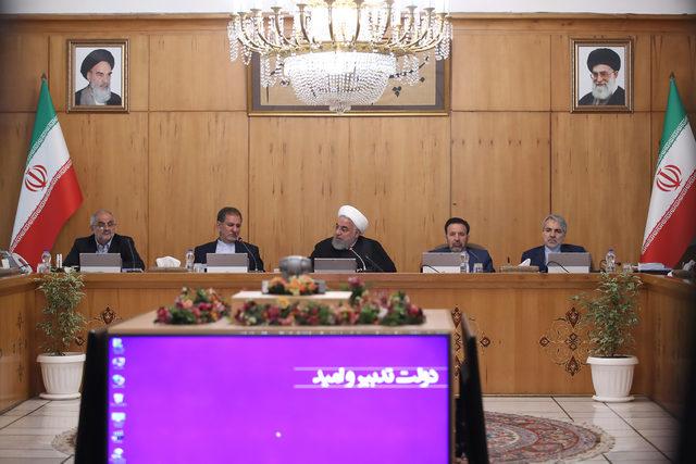 Ruhani: Dış politikada dost ülkelerin kapasitesinden yararlanmalıyız