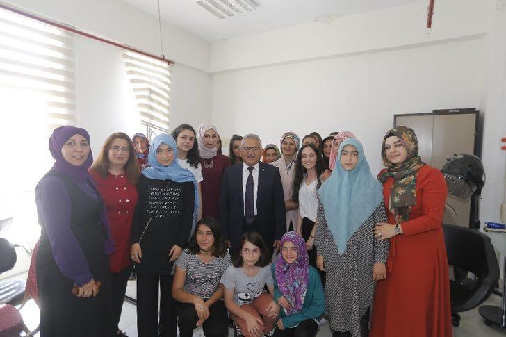 Başkan Büyükkılıç, Tomarza’da gerçekleştirilen Vefa Buluşması’na katıldı G1