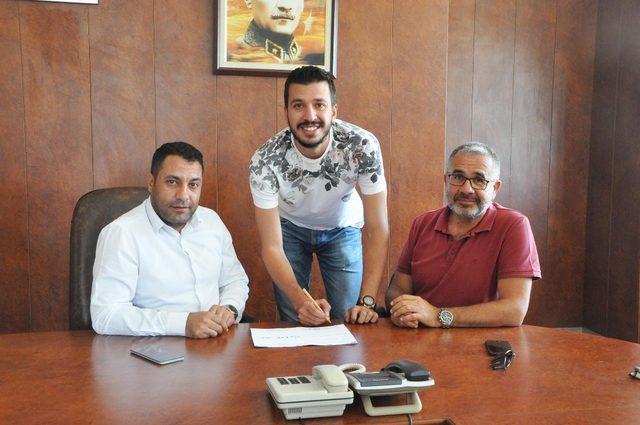 Sorgun Belediyespor’da toplu imza töreni