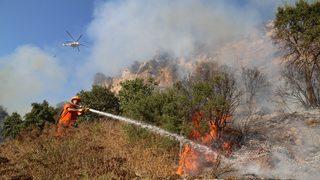 Antalya'da iki bölgede yangın! Antik kent tehdit altında