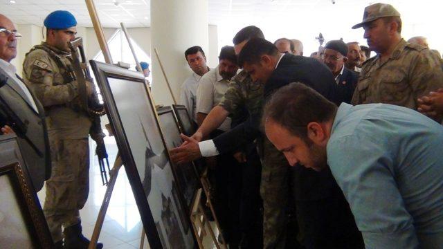 Erciş’te ‘Büyük Zafer Günü’ konulu fotoğraf sergisi