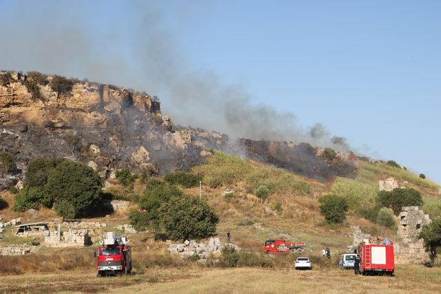 Perge Antik Kenti yakınında orman yangını (2) - Yeniden