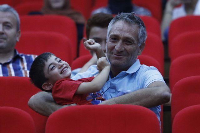 Ankara'da TOKİ konutları için kura heyecanı yaşandı