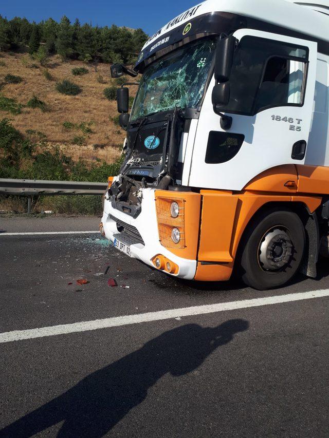 Adana'da zincirleme kaza: 1 ölü, 2 yaralı 