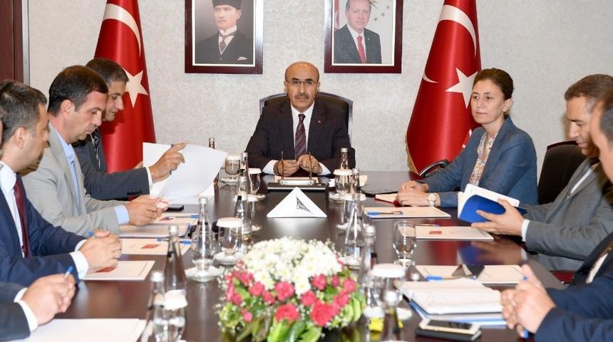 Vali Demirtaş, kaymakamlarla bir araya geldi