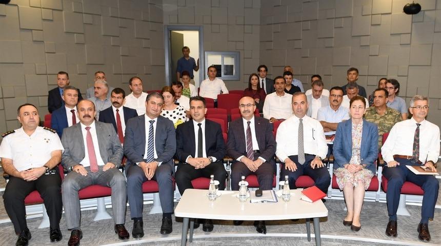 Vali Demirtaş: "Okulların a&ccedil;ıldığı g&uuml;nden itibaren tedbirler alınacak"