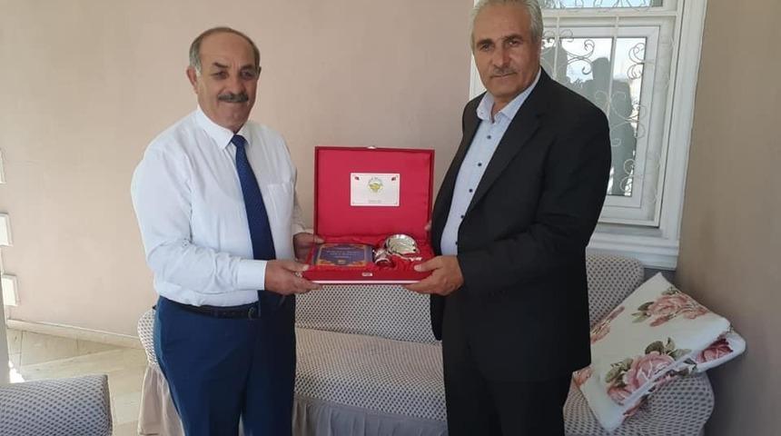 İşadamında Eleşkirt Belediyesi&rsquo;ne 50 bin TL bağış