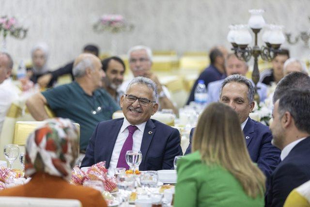 Başkan Büyükkılıç, Tomarza’dan sonra Talas’ta