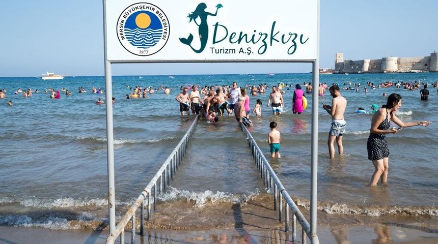 Engelli plajlara T&uuml;rkiye&rsquo;nin d&ouml;rt bir yanından misafirler geliyor