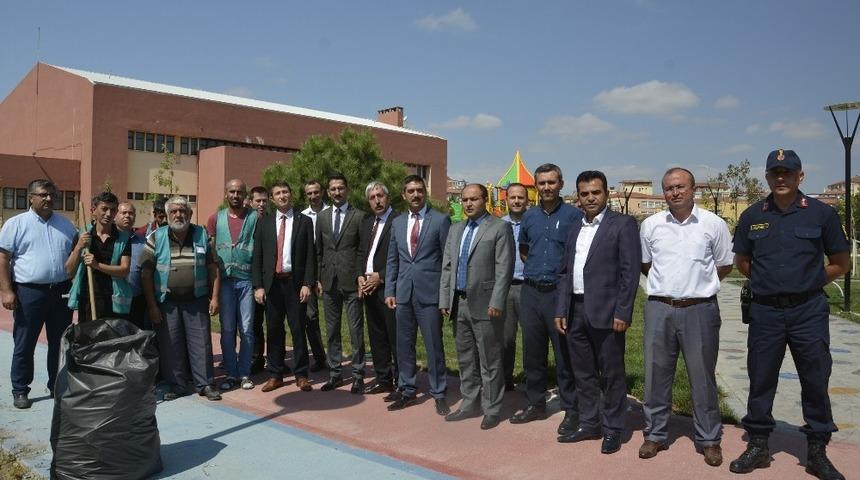 H&uuml;k&uuml;ml&uuml;ler Sungurlu&rsquo;da temizlik yaptı