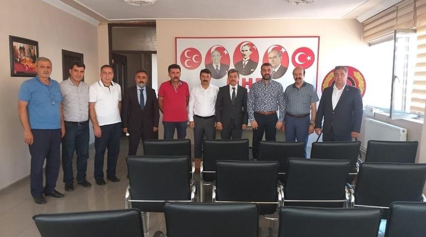 T&Uuml;RKAV y&ouml;netiminden MHP&rsquo;ye ziyaret