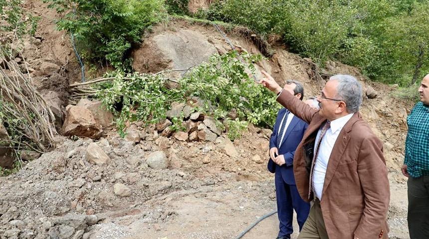 Hilmi G&uuml;ler heyelan b&ouml;lgesinde