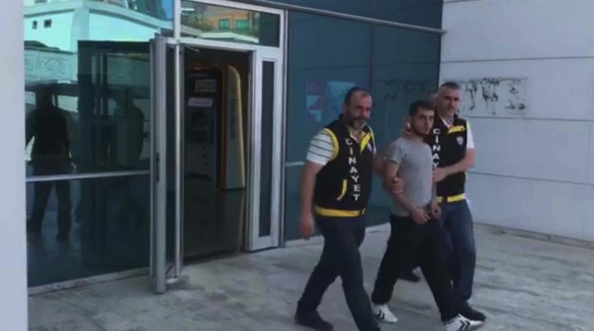 Arkadaşını kalbinden bıçakladı, öldüğünü öğrenince teslim oldu