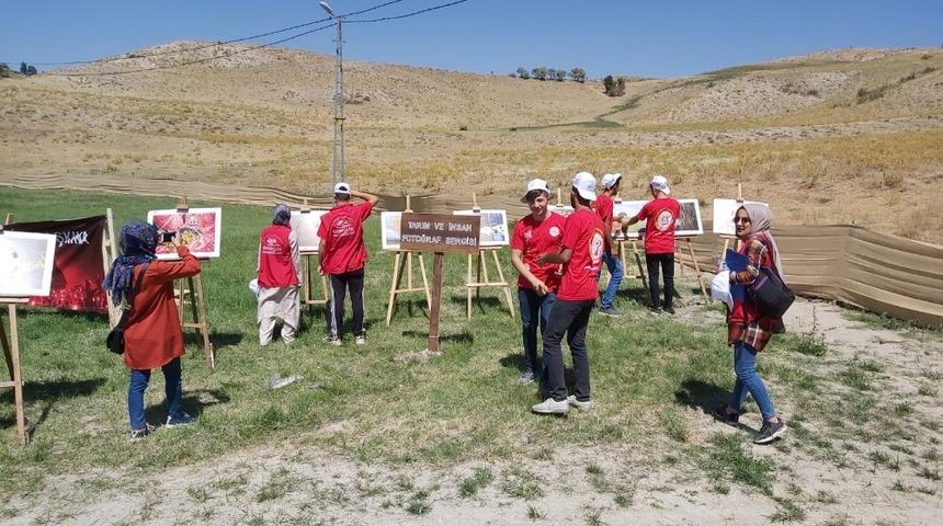 Ahlat&rsquo;ta 10. Tarım ve İnsan Fotoğraf Sergisi