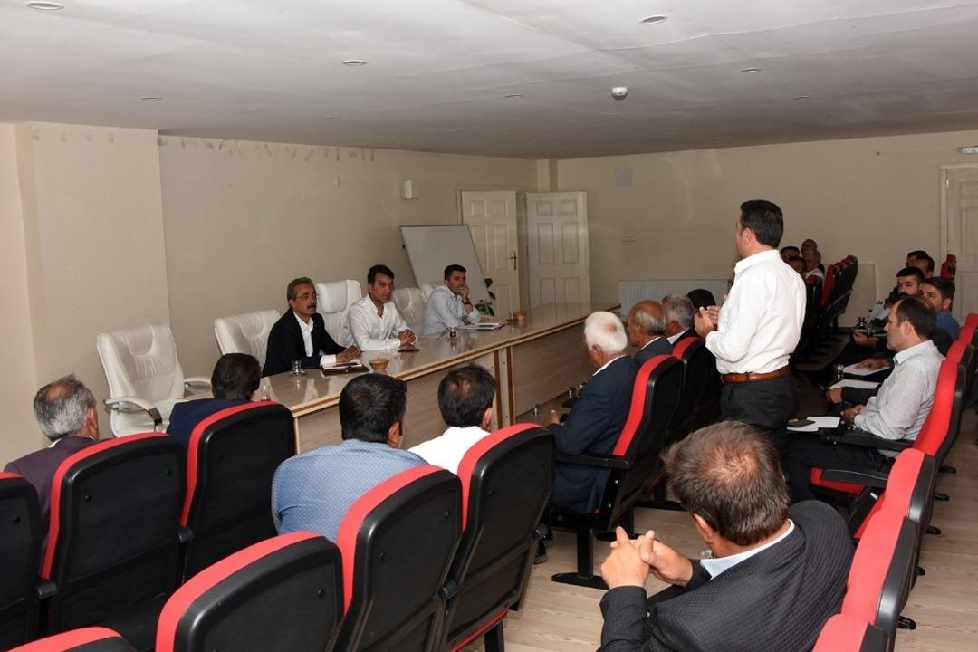 Başkan Şeylan muhtarlarla istişare toplantısı ger&ccedil;ekleştirdi