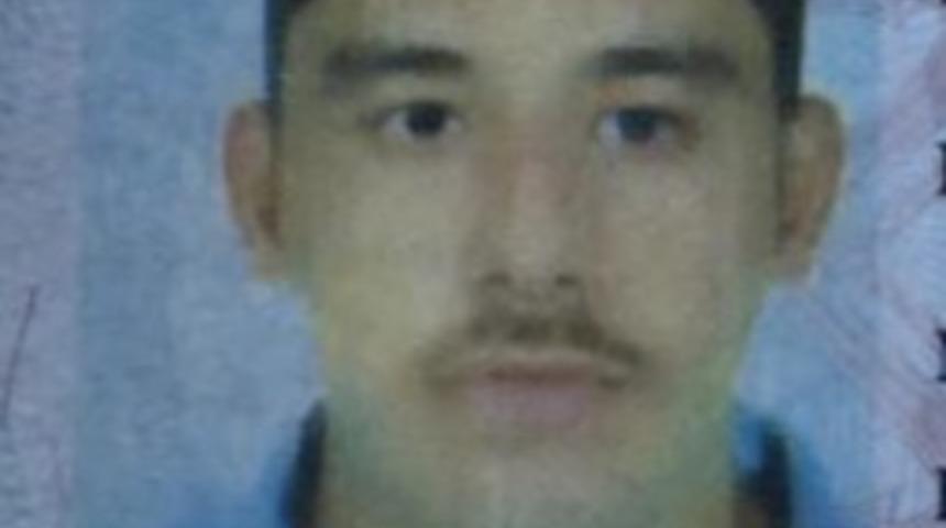 Gemideki hangar boşluğuna&nbsp;d&uuml;şen iş&ccedil;inin ayağı kırıldı