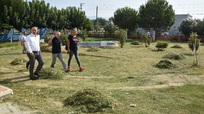 Başkan Kaya, okullardaki temizlik &ccedil;alışmalarını inceledi
