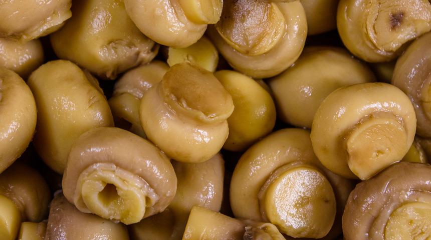 Yemeklerin yanında afiyetle yiyebileceğiniz 2 farklı turşu tarifi