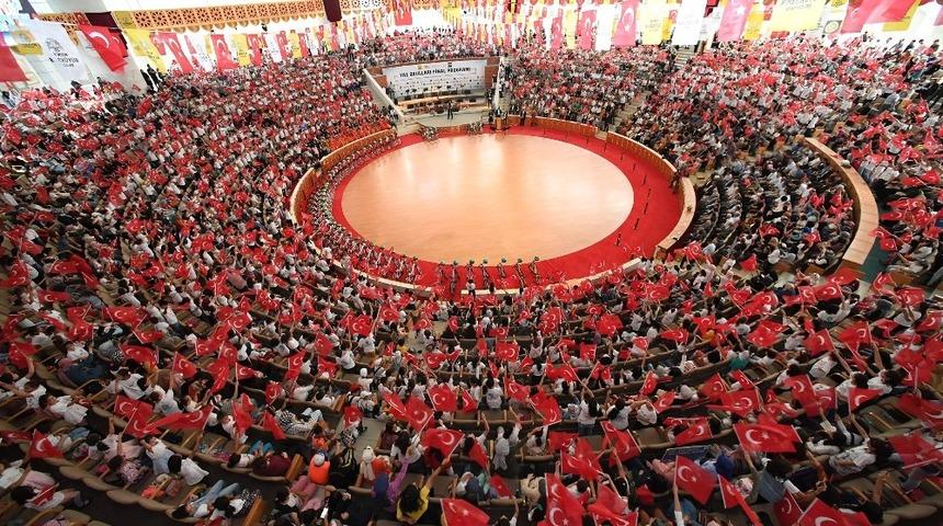 Büyükşehir Yaz Okullarından final