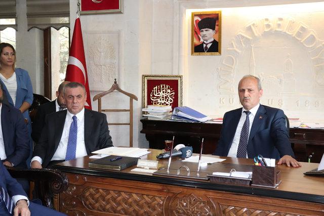 Ulaştırma ve Altyapı Bakanı Turhan, Mardin'de (2)