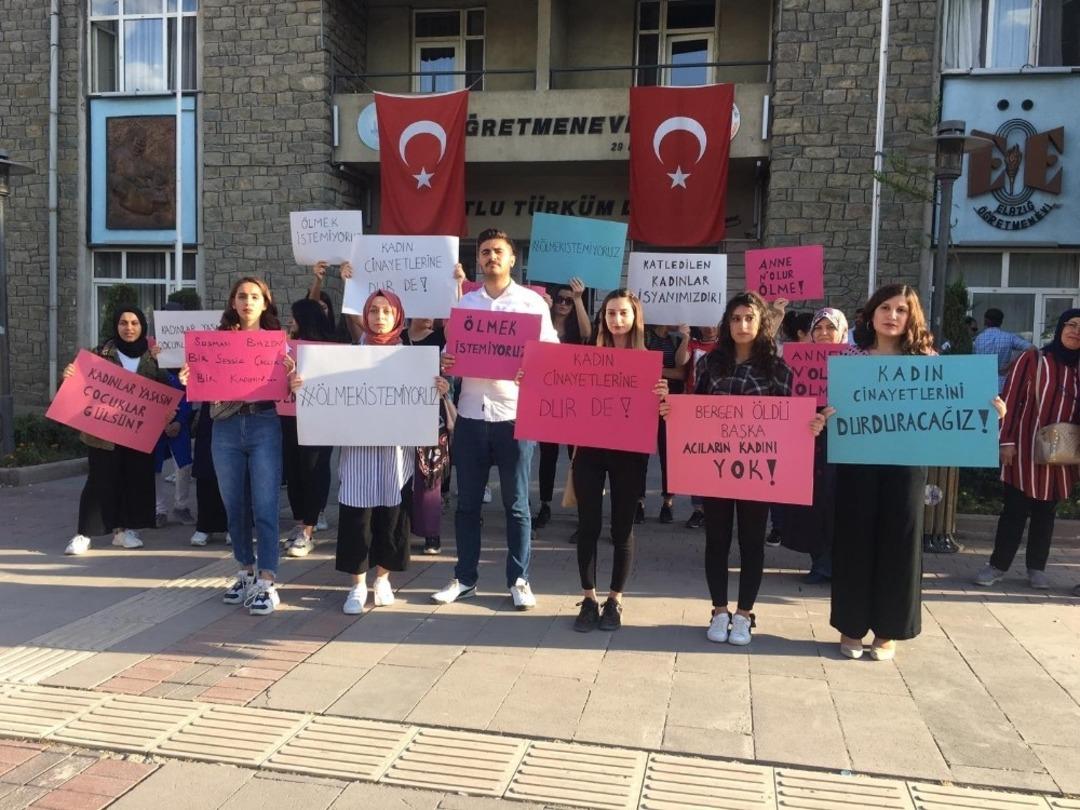 &Uuml;niversite &ouml;ğrencileri,kadına şiddete karşı dikkat &ccedil;ekti