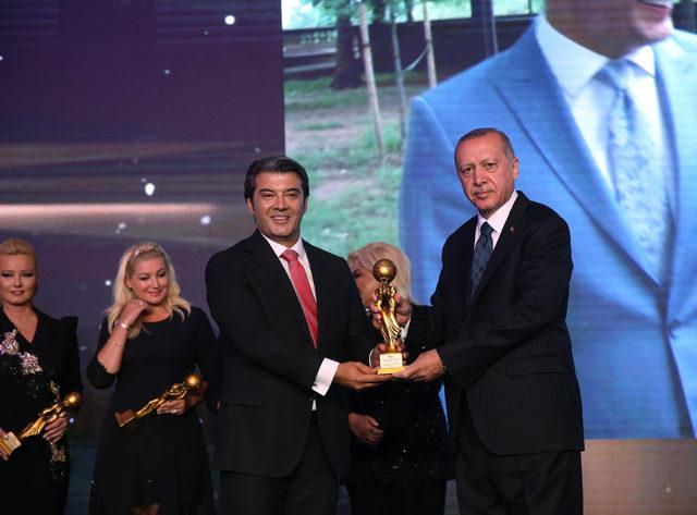 Erdoğan: Tüm fikirlerin temsil edildiği bir basın arzu ediyoruz