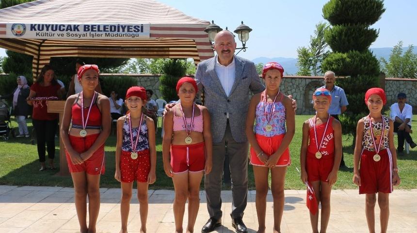 Pamuk&ouml;ren&rsquo;de yaz kursları yıl sonu g&ouml;sterisiyle tamamlandı