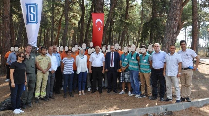 Y&uuml;k&uuml;ml&uuml;ler ormanda temizlik yaptı