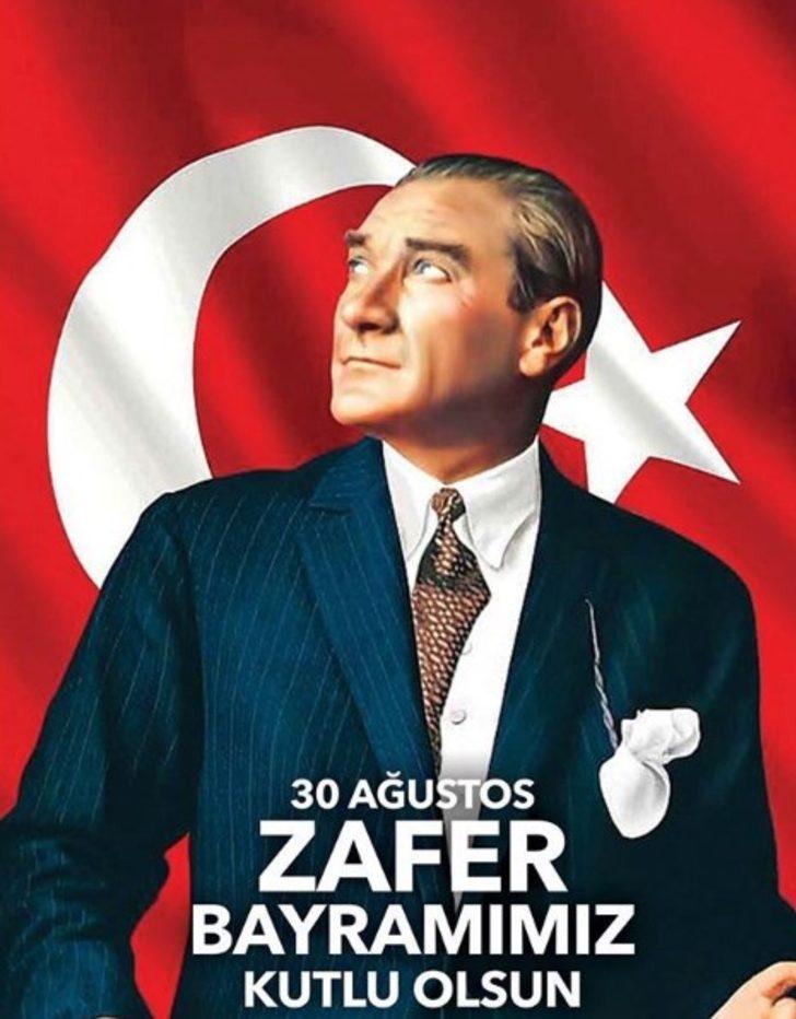 Ünlülerden 30 Ağustos Zafer Bayramı paylaşımları G4