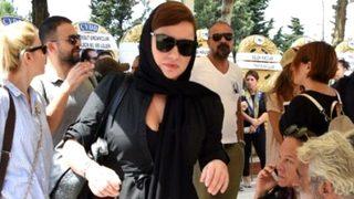 Deniz Seki'nin cenaze töreni için seçtiği kıyafet tepki topladı