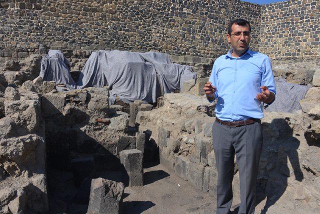 Erzurum Kalesi'nde 800 yıllık su isale hattı ortaya çıkarıldı