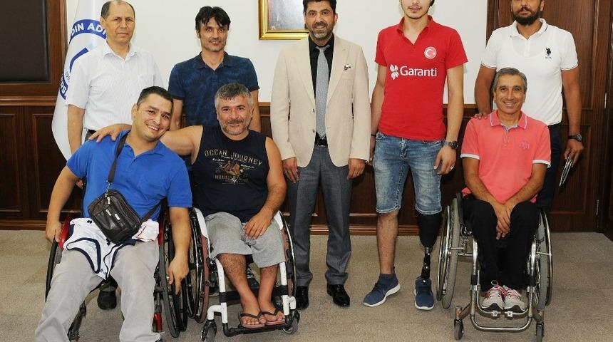 Gen&ccedil; Efeler, AD&Uuml; ile engelleri aşacak