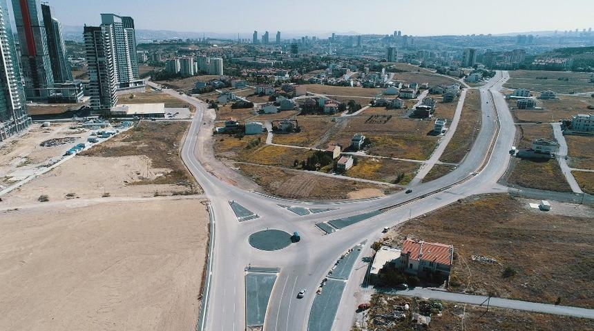 Başkent&rsquo;in d&ouml;rt bir tarafında yeni yol, alt ge&ccedil;it ve kavşak &ccedil;alışmaları devam ediyor