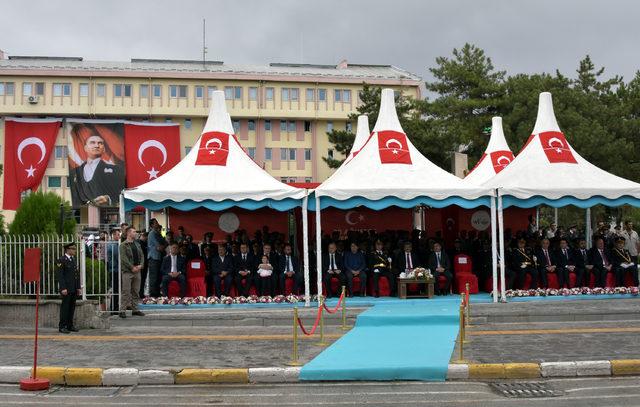 Van'da Zafer Bayramı törenle kutlandı