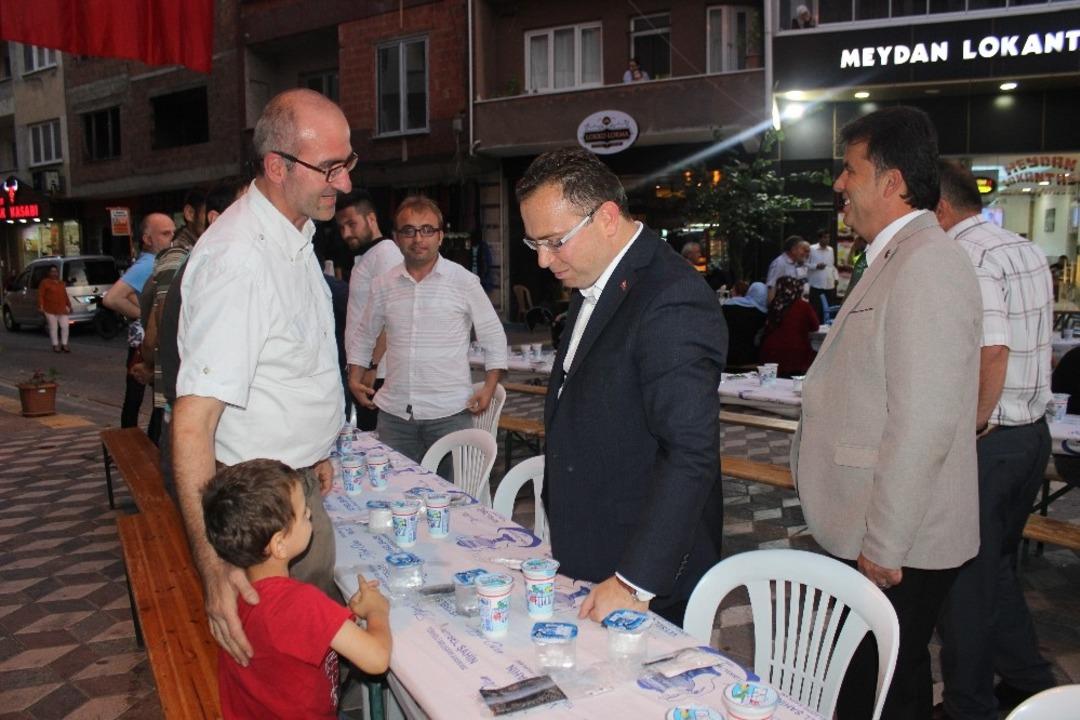 Kaymakam Zadeleroğlu, T&uuml;rkelililerle vedalaştı