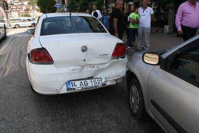 Devrek’te meydana gelen zincirleme trafik kazası