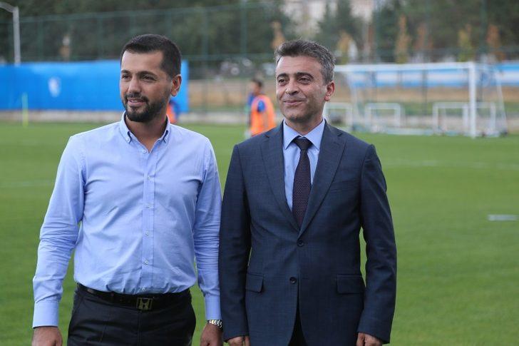 İl Sağlık Müdüründen BB Erzurumspor’a moral ziyareti G3