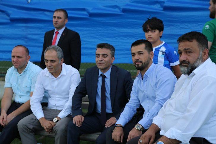 İl Sağlık Müdüründen BB Erzurumspor’a moral ziyareti G5