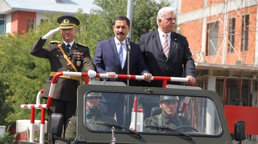 Ardahan&rsquo;da 30 Ağustos Zafer Bayramı t&ouml;renle kutlandı