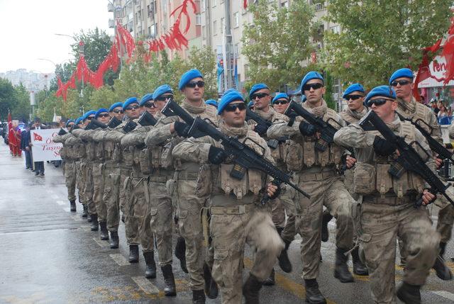 Elazığ'da, 30 Ağustos Zafer Bayramı kutlandı