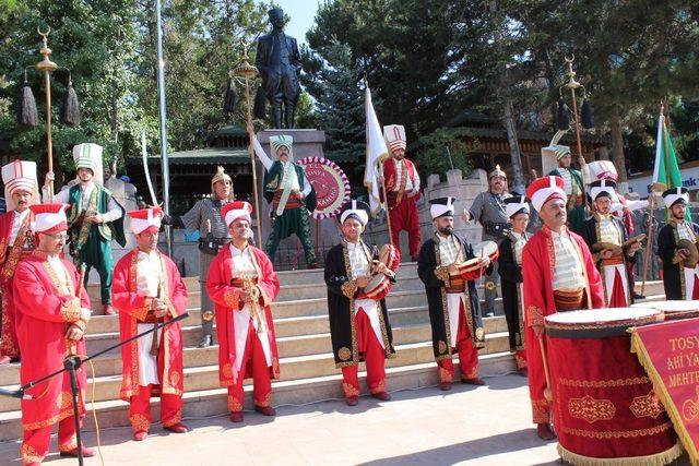 Tosya’da Zafer Bayramı coşkuyla kutlandı