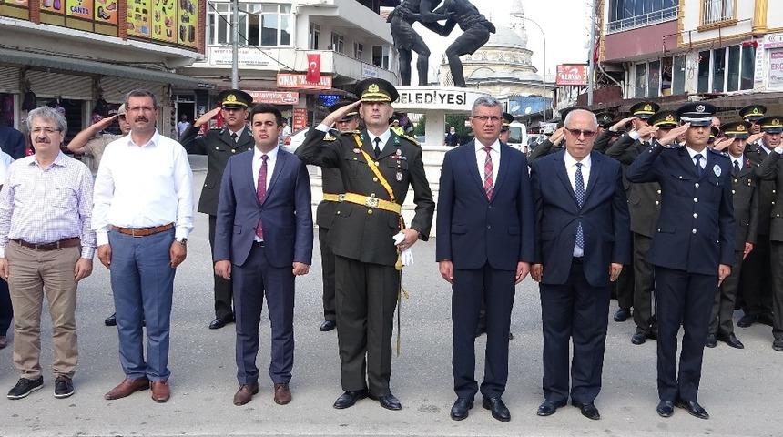 Suriye sınırındaki Yayladağı&rsquo;nda 30 Ağustos kutlamaları