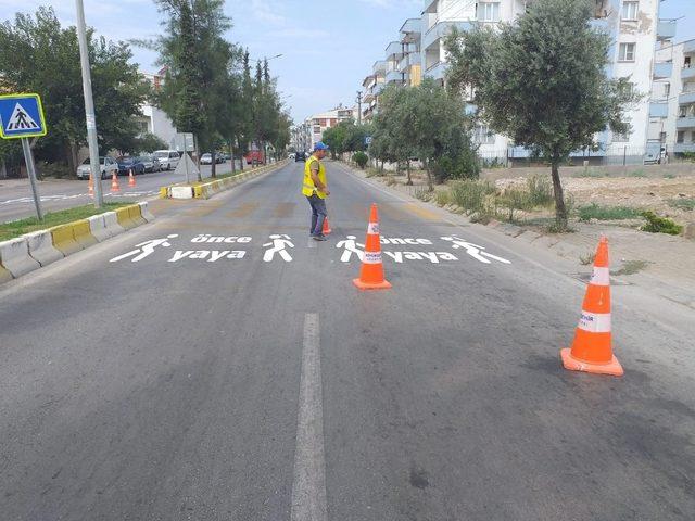 Aydın Büyükşehir Belediyesinden okul önlerinde farkındalık çalışması