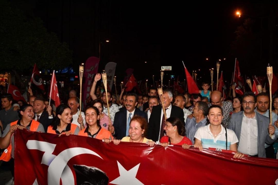 Adana&rsquo;da fener alayı