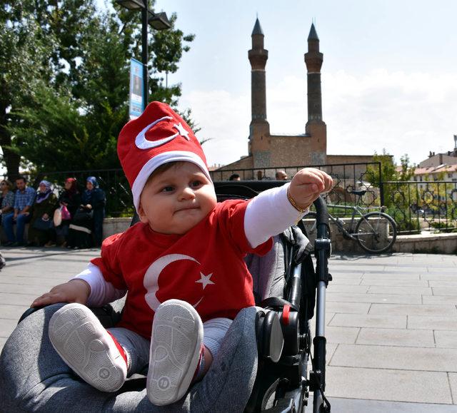 Sivas'ta, 30 Ağustos Zafer Bayramı törenle kutlandı