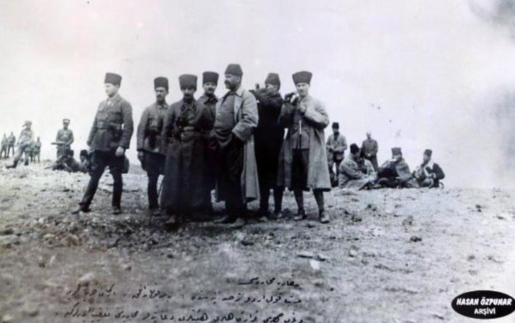 İşte Büyük Taarruz'un 97. yılında Atatürk'ün ilk kez ortaya çıkan fotoğrafı  G3