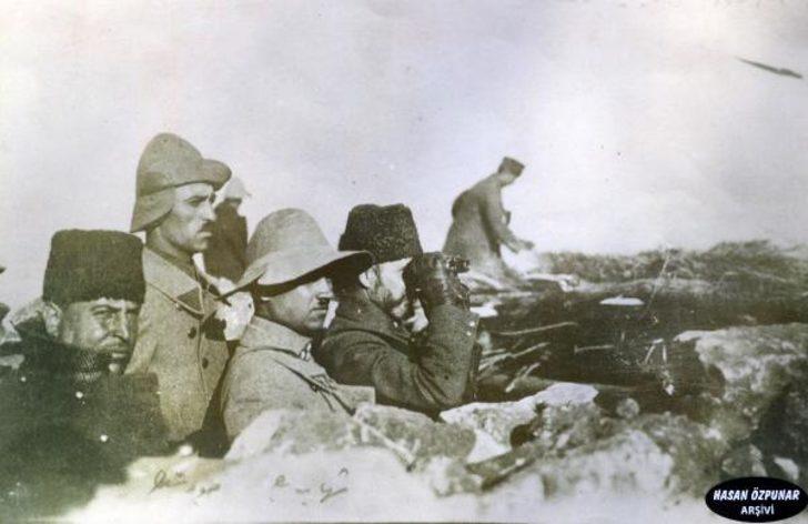 İşte Büyük Taarruz'un 97. yılında Atatürk'ün ilk kez ortaya çıkan fotoğrafı  G5