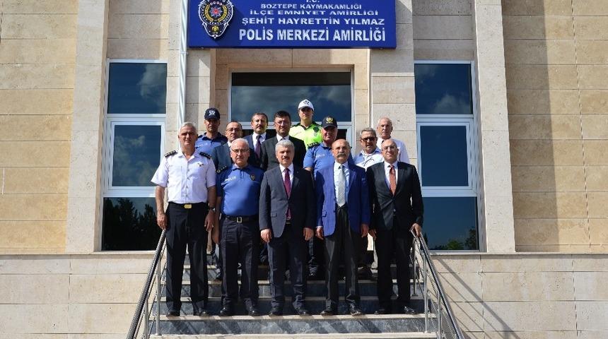 Vali Akın, Boztepe il&ccedil;esinde incelemelerde bulundu