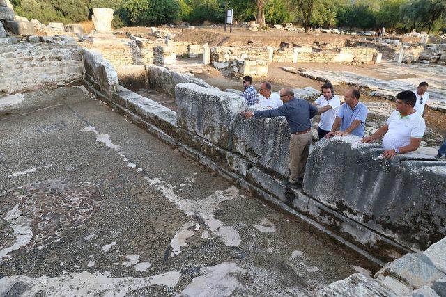 Dünyanın en büyük beyaz mermer kentinde toplandılar