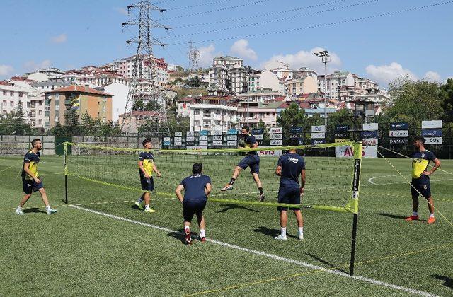 Fenerbahçe’de Trabzonspor maçı hazırlıklarını sürdürdü